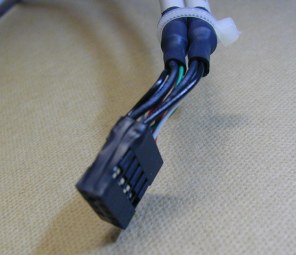 Оплавившийся контакт хвостика USB-планки